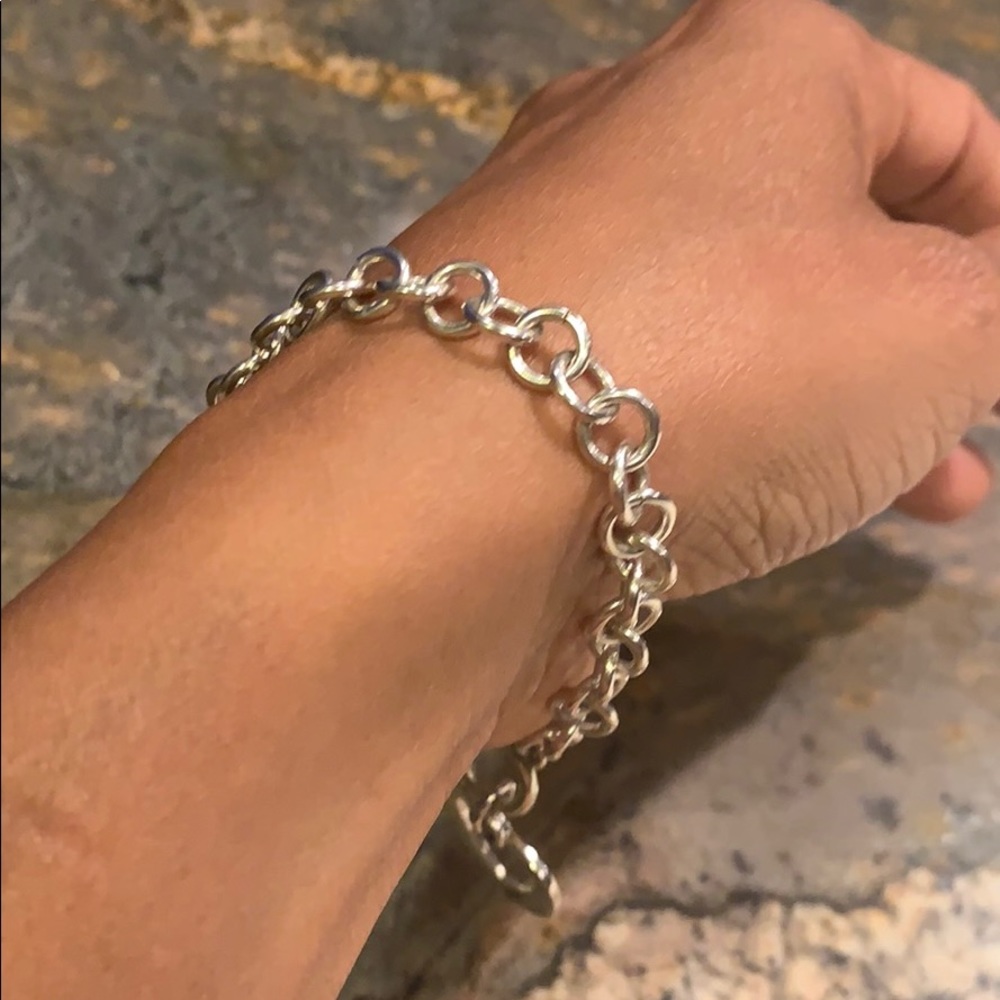 Toggle Rolo Bracelet💛🤩 - Picture 2 of 4